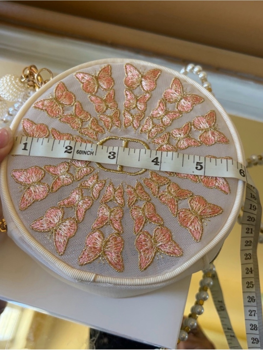 Dior 2026 Spring Limited Edition Butterfly Embroidery Cosmetic
Round Pouch-NIB - Picture 17 of 17
